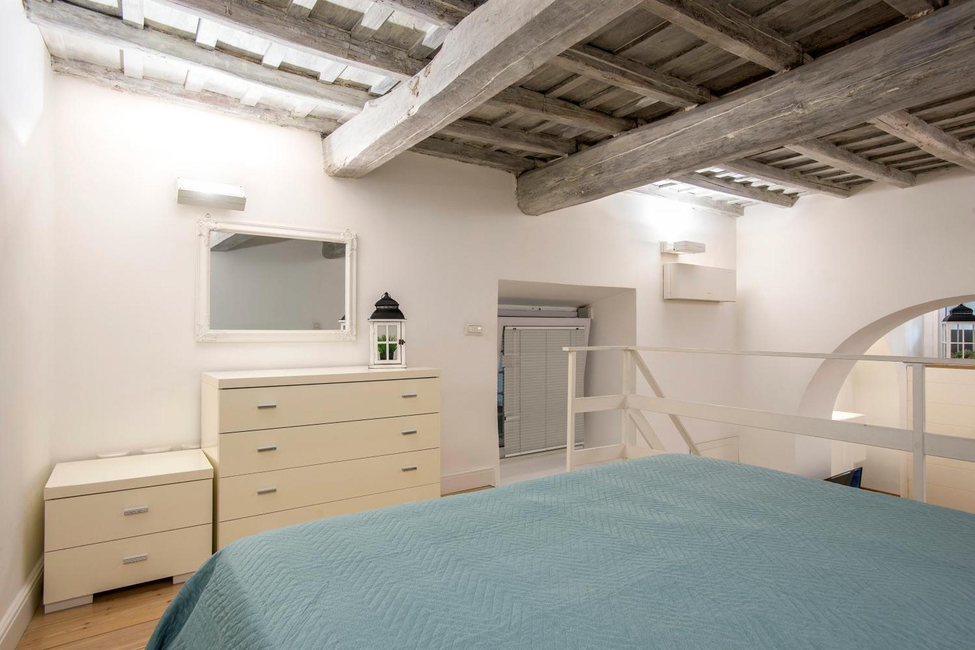 Holidays Teatro Pace Apartment Rom