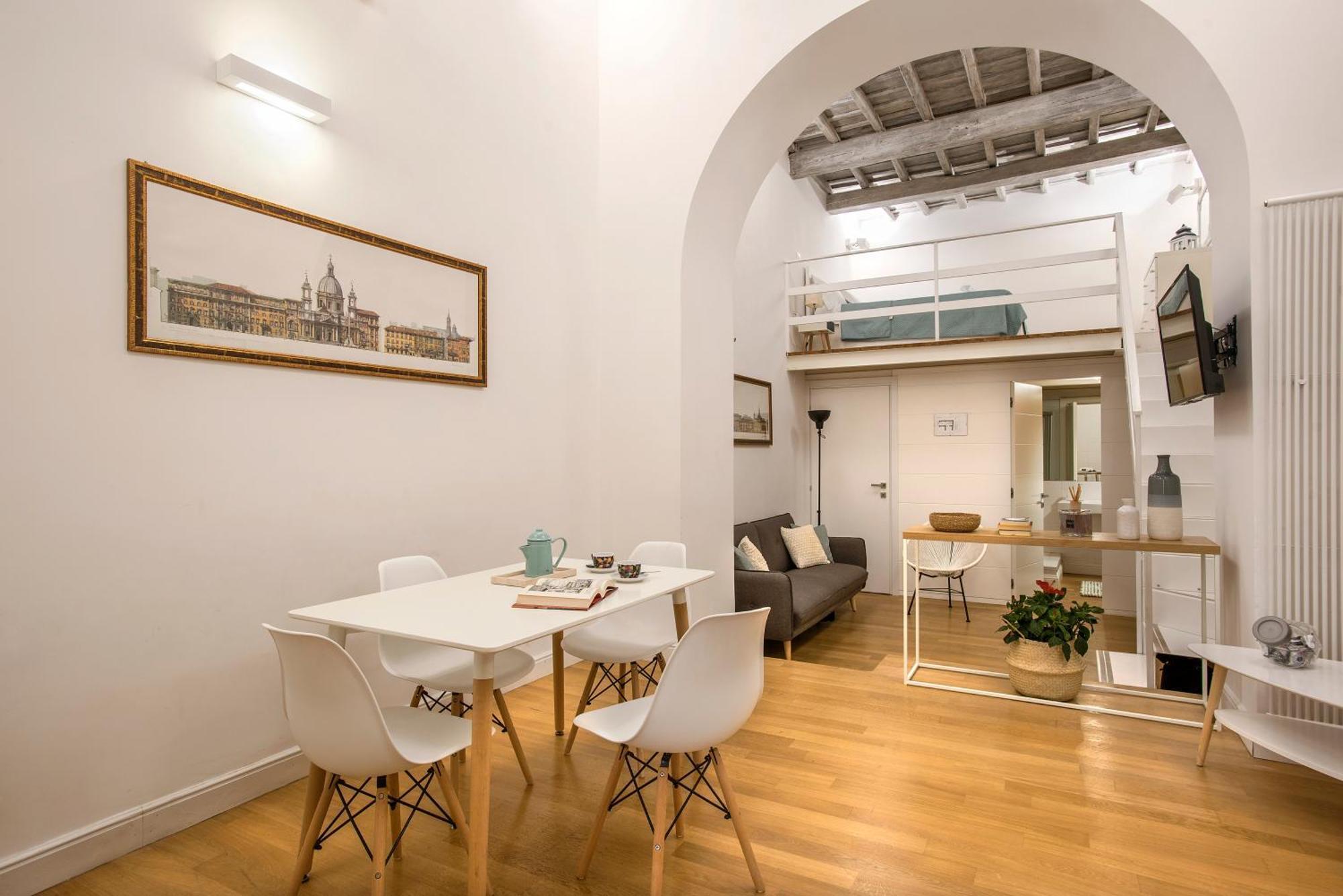 Holidays Teatro Pace Apartment Rom